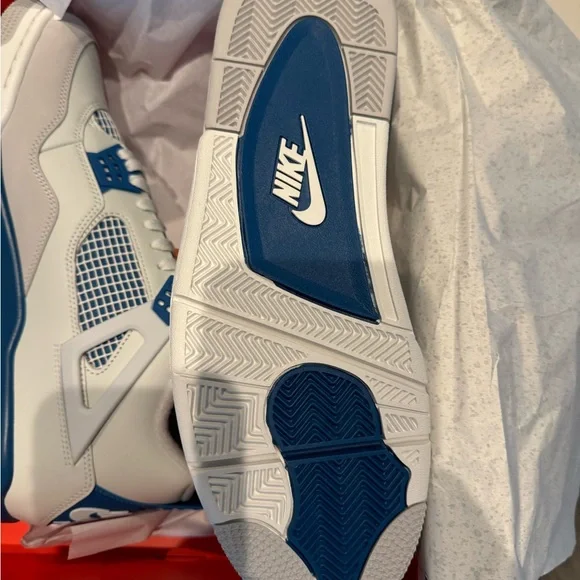 New Air Jordan Retro. - Picture 6 of 8